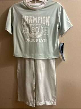 5/$30 NWT Art Class  Brooklyn Mint Green Kids Pajama Set Drawstring pants M